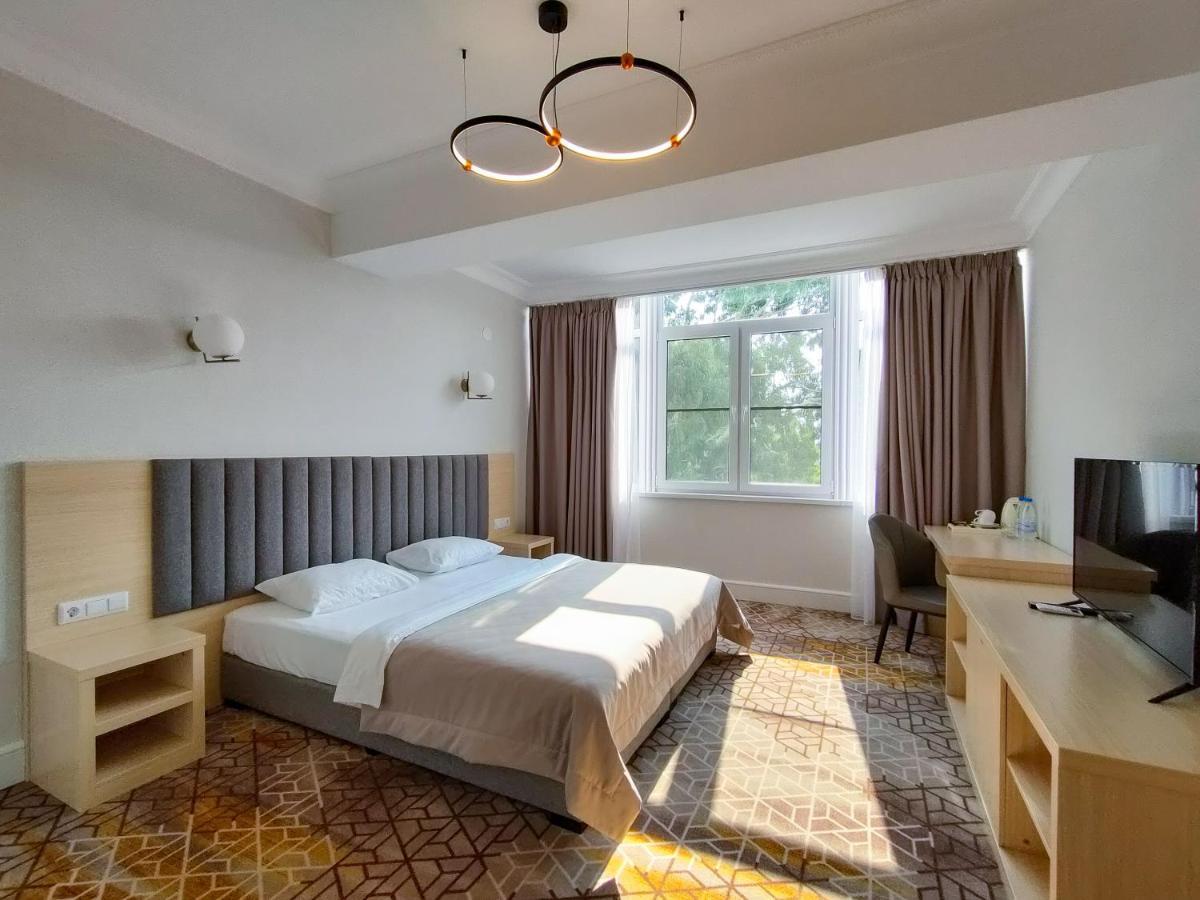 Hotel Citrus Гагра Экстерьер фото